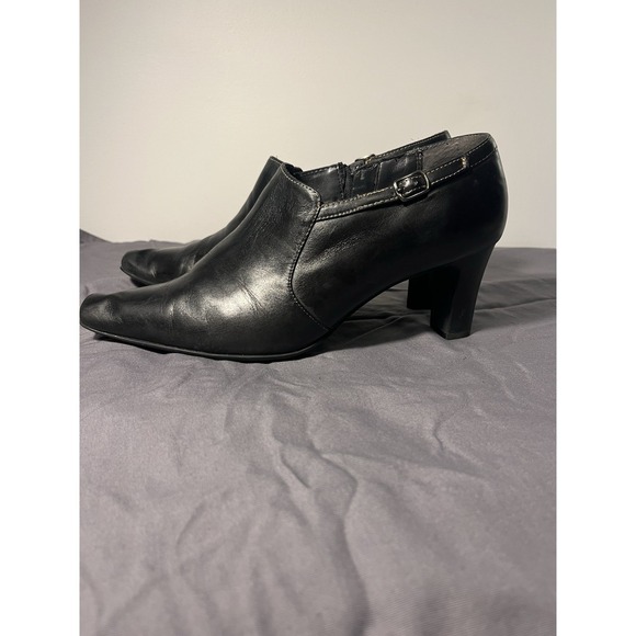 Women's 9 Black Block Dress Heel Booties Square Toe Liz Claiborne Zipper Buckle - Picture 3 of 9